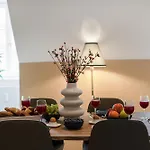 Cozy And Calm - Historic Center With Elevator & Free Parking By Hero Homes アパート